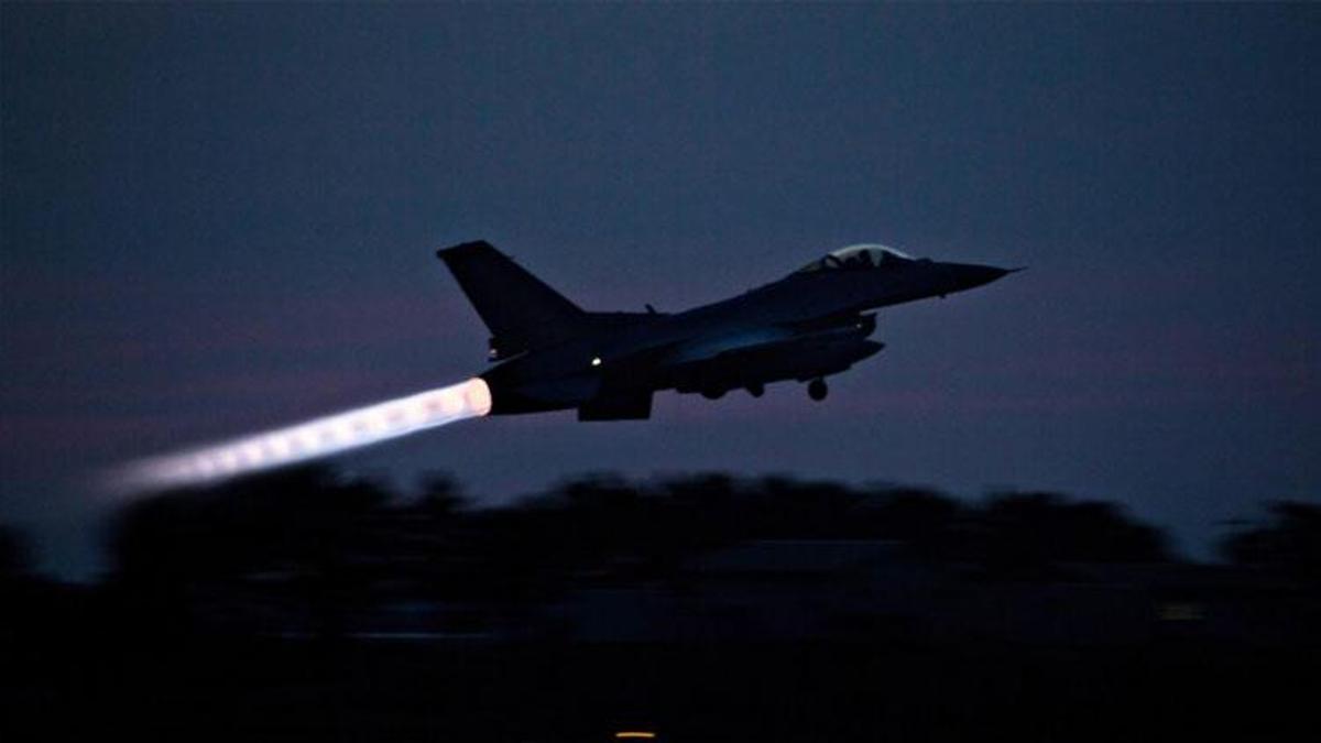Irak'ın kuzeyine hava harekatı: 17 nokta vuruldu