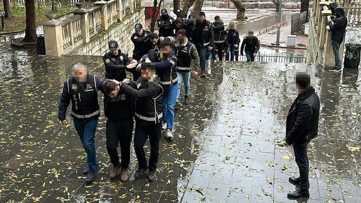 2 ilde 'Daltonlar' çetesine 'Redkit' operasyonu! Çok sayıda gözaltı var