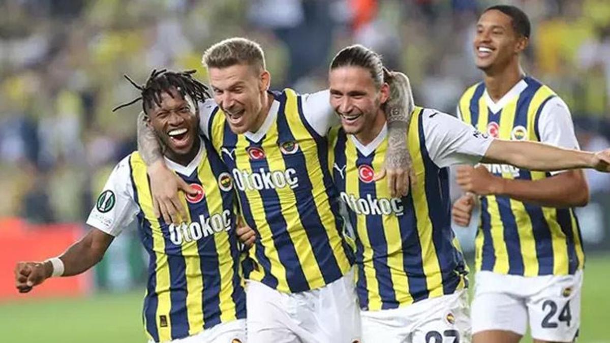 Fenerbahçe'de ayrılacak ilk isim belli oldu!