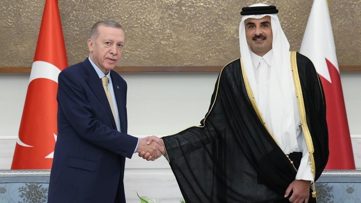 Cumhurbaşkanı Erdoğan, Katar Emiri Al Thani ile görüştü