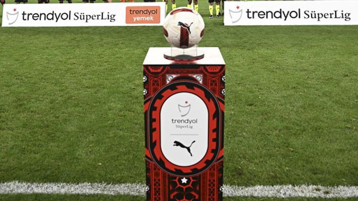 Süper Lig ekibine büyük şok! Transfer yasağı geliyor