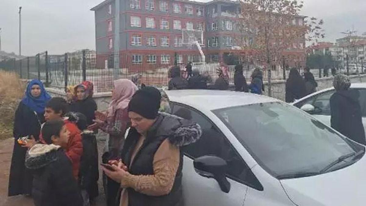 10 yaşındaki Tunahan'a köpekler saldırdı! Bakan Yerlikaya'dan açıklama: Soruşturma açıldı