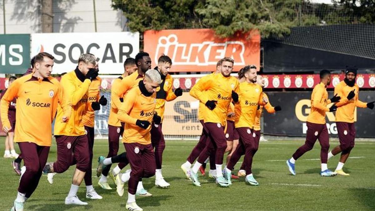 Galatasaray'da sakatlık şoku! Yıldız futbolcunun göğüs kası koptu