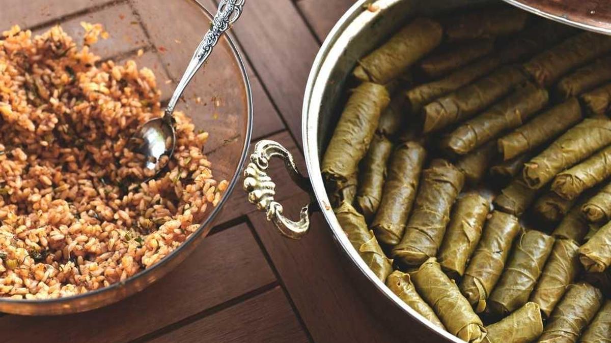 Sarma Kaç Kalori? Sarma Besin Değerleri Ve Kalorisi...