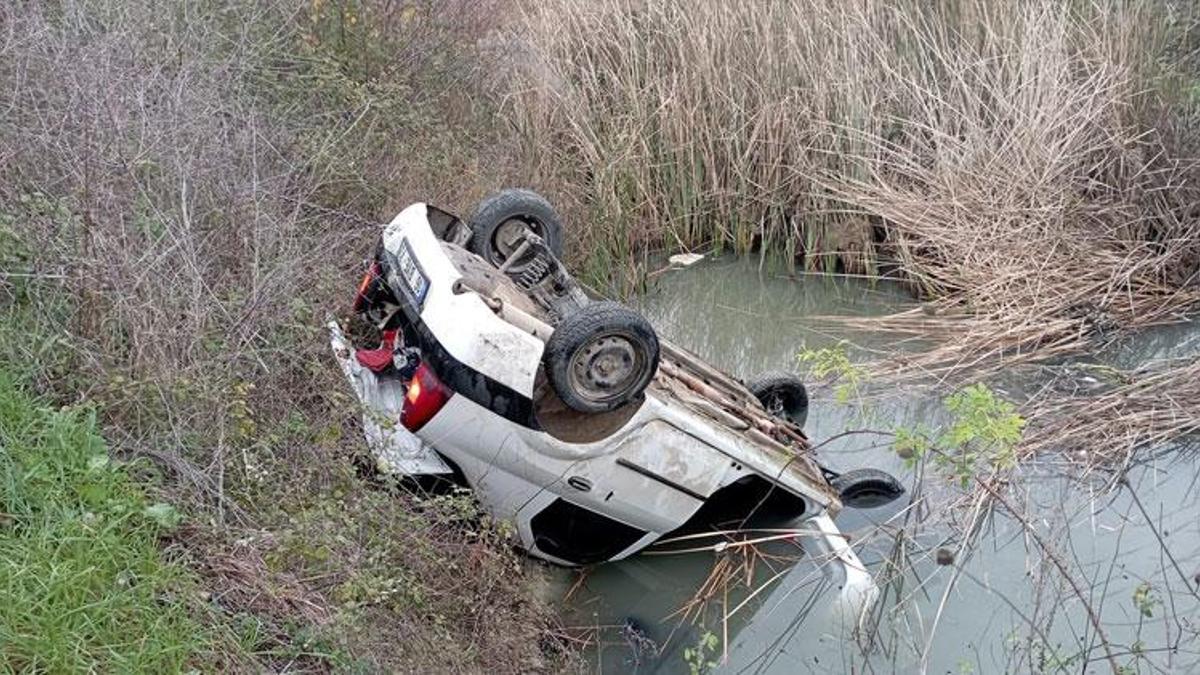 Bursa'da otomobil su kanalına düştü: 1'i ağır 5 yaralı
