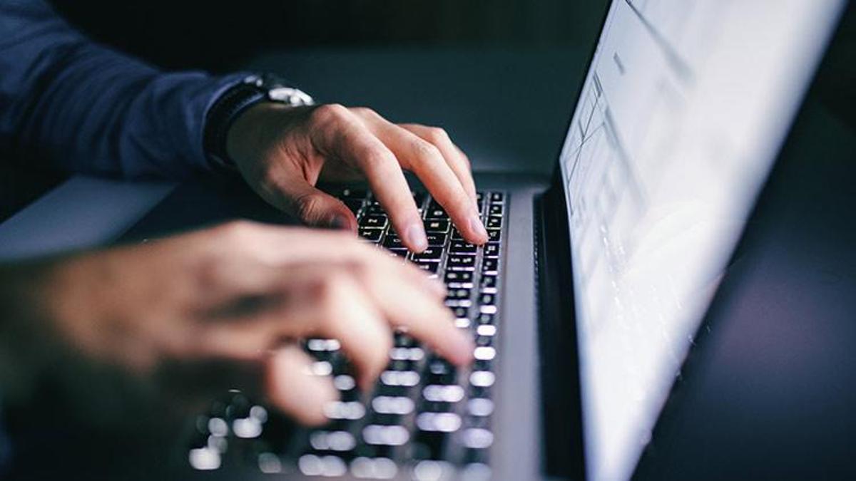 SPK'dan 143 internet sitesi için kapatma talebi!