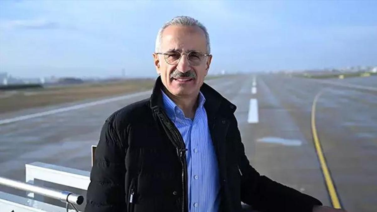 Bakan Uraloğlu açıkladı! Sabiha Gökçen Havalimanı'nda 2'nci pisti açılıyor