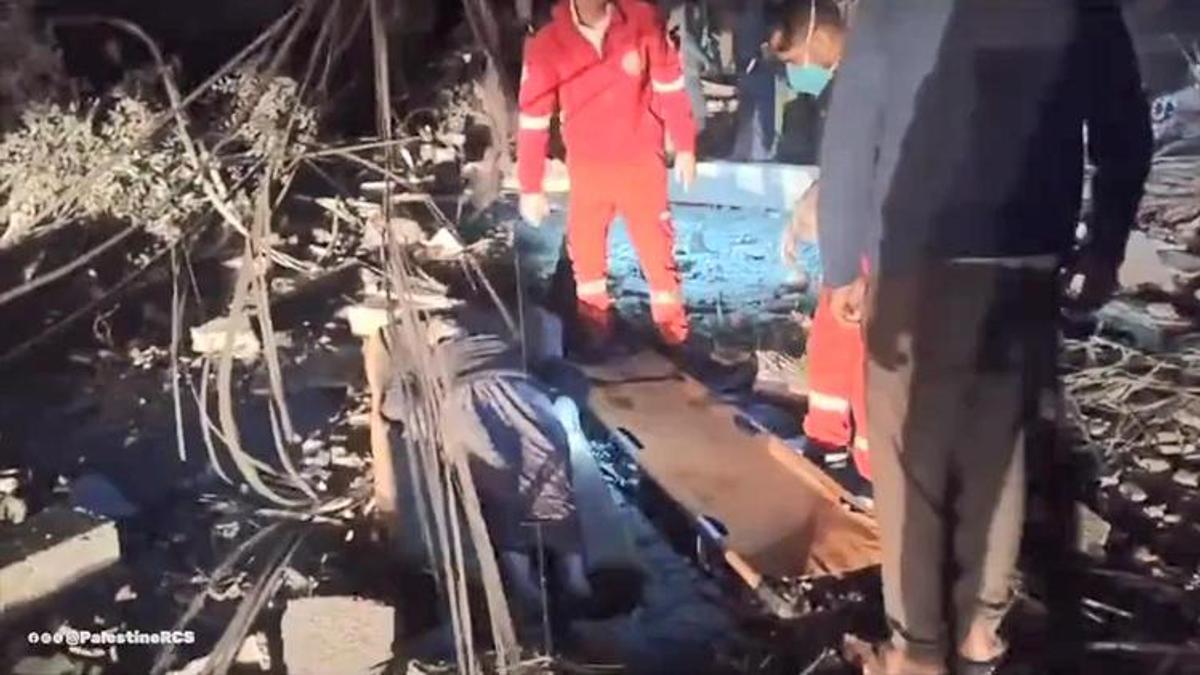 Filistin Kızılayı: Deir al-Balah'ta düzenlenen saldırıda 5 sivil öldü