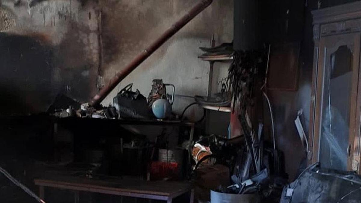 Sobayı tinerle yakmak isterken ağır yaralandı
