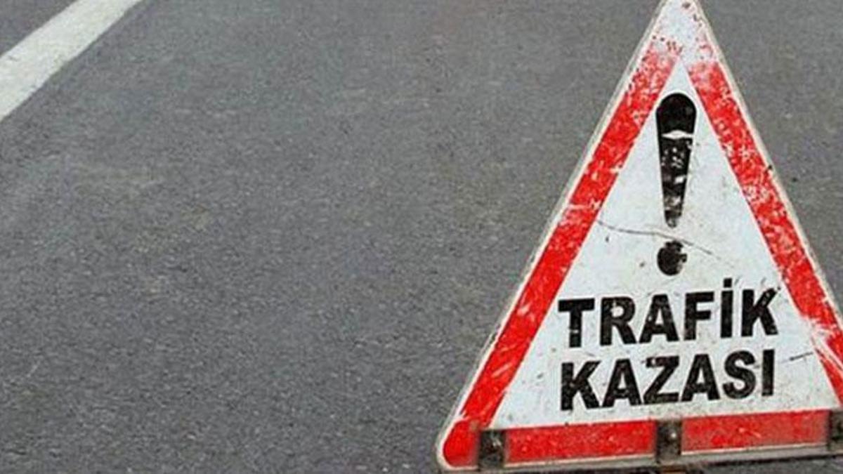 Kaza yaptı, kendisine selam vermeyen 2 arkadaşını bıçakladı