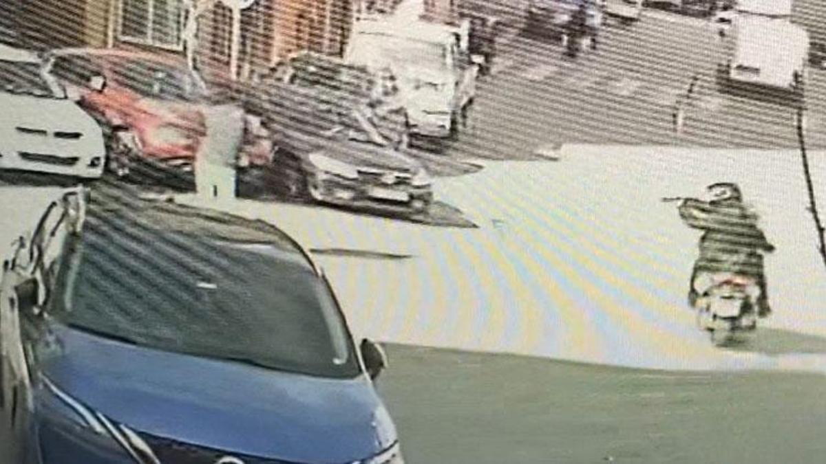 Kağıthane'de motosikletli saldırgan dehşeti