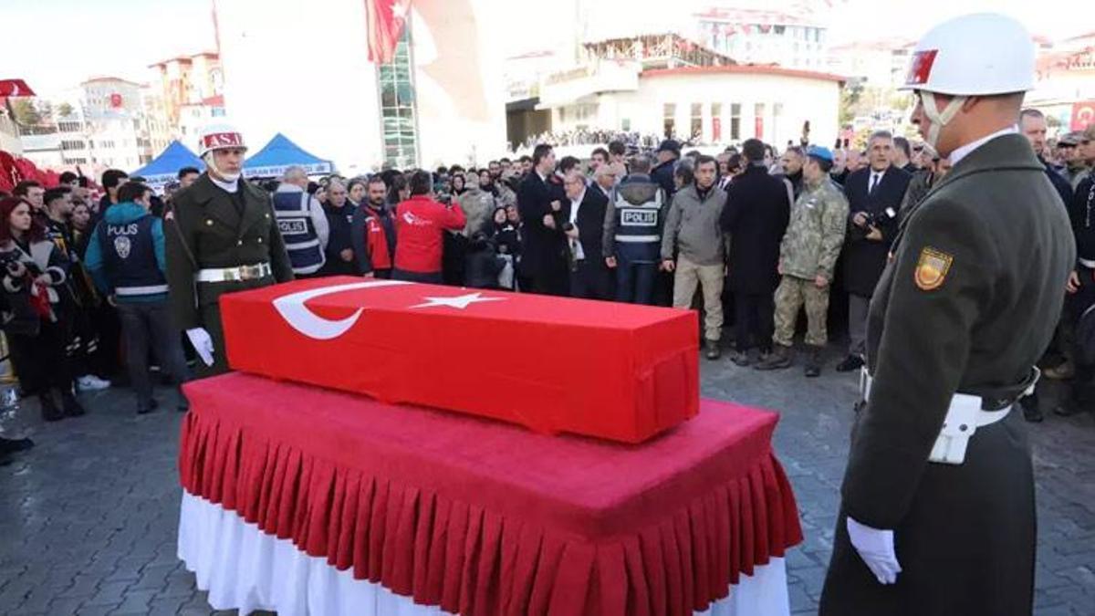 En acı veda! Şehit Yazıcı, son yolculuğuna uğurlandı