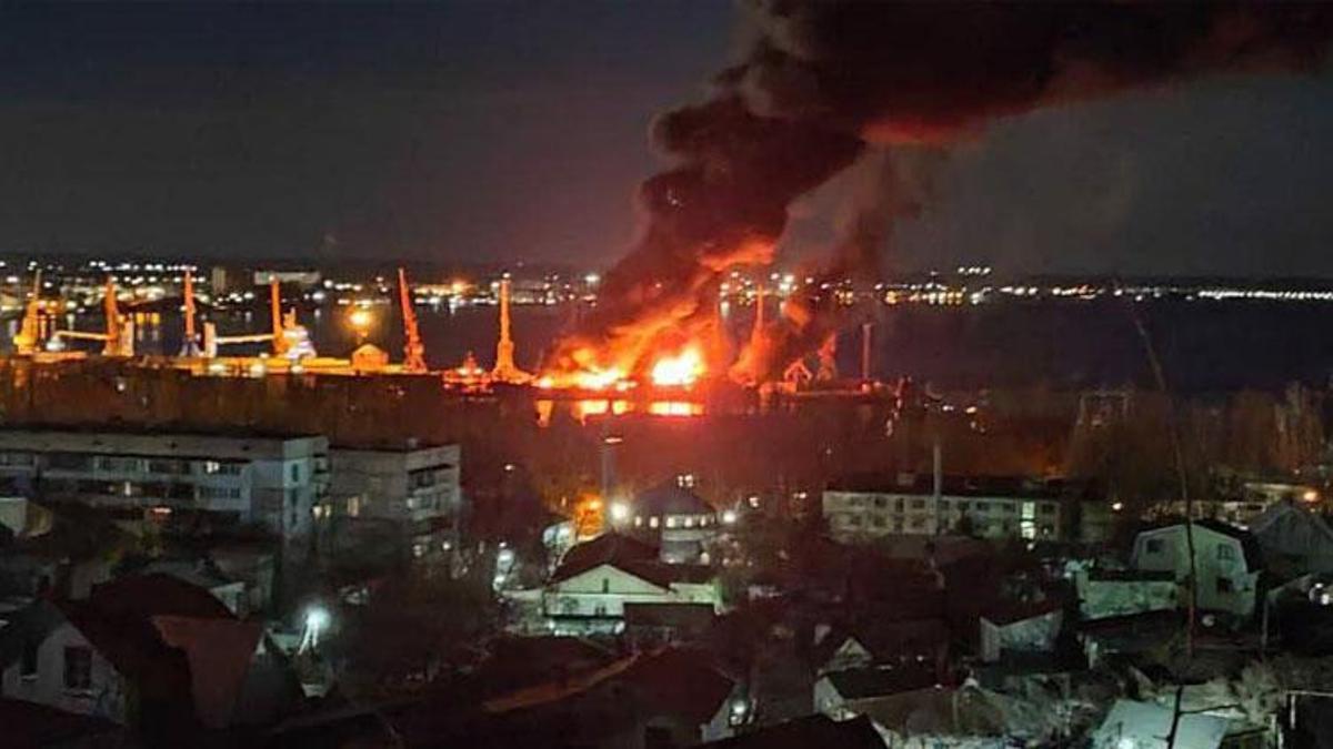 Ukrayna Savunma Bakanlığı: Rus gemisi artık bir denizaltı