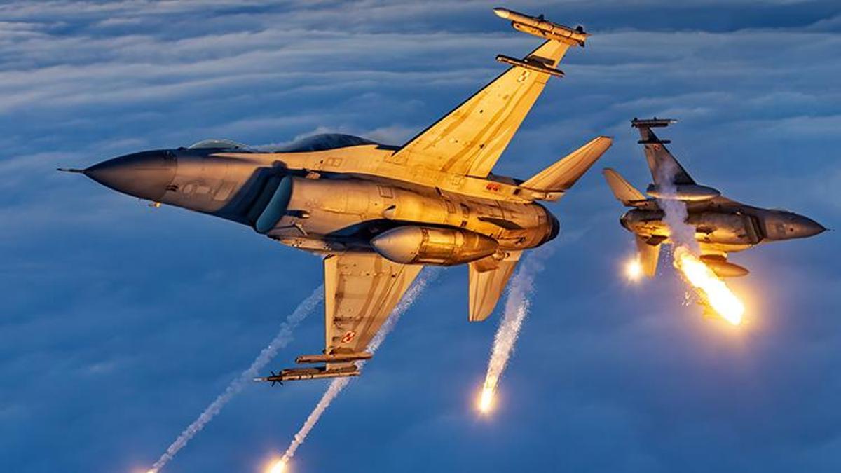 Türk fotoğrafçının F-16 fotoğrafı, 2023'ün en iyisi