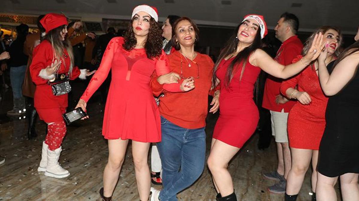 Van'da İranlı turistler yeni yıla eğlenerek girdi