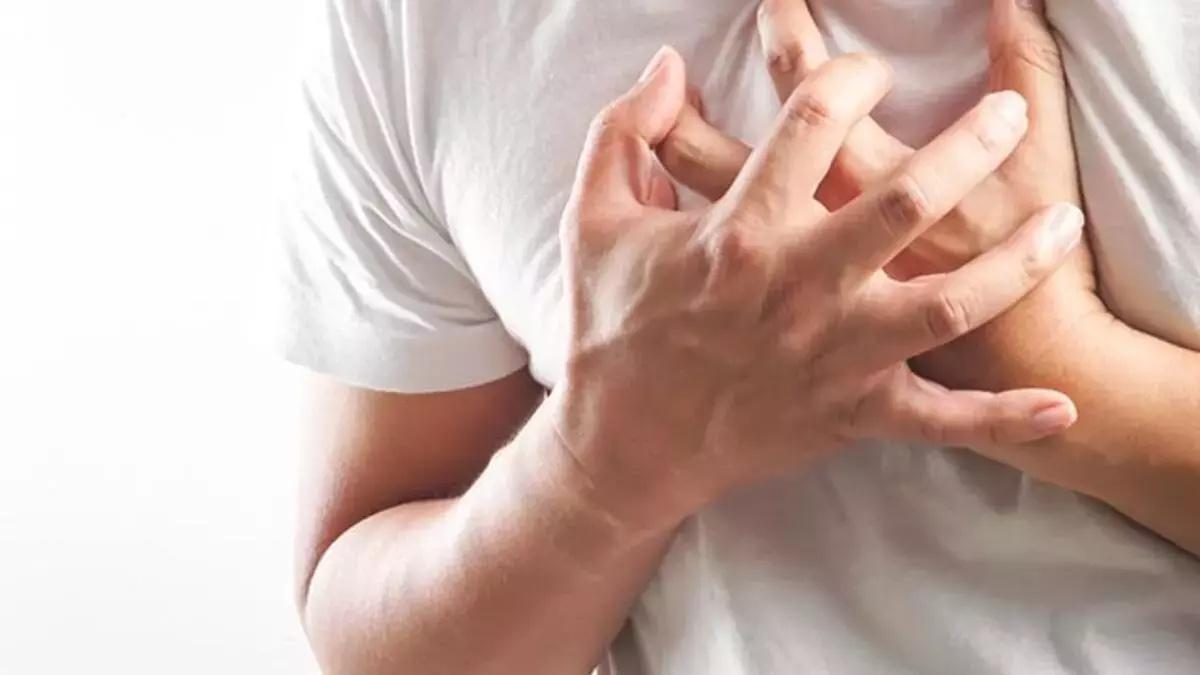 Gögüs Kafesi Ağrısı Nasıl Geçer? Gögüs Kafesi Ağrısı Geçiren Yöntemler, Püf Noktaları Nelerdir?