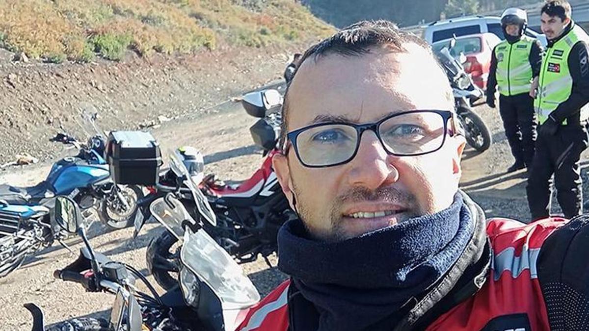 Tarih öğretmeni, 12 gün önce aldığı motosikletiyle kazada yaşamını yitirdi