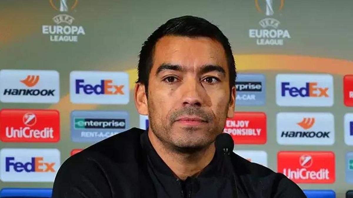Van Bronckhorst'un Beşiktaş'tan alacağı maaş belli oldu!