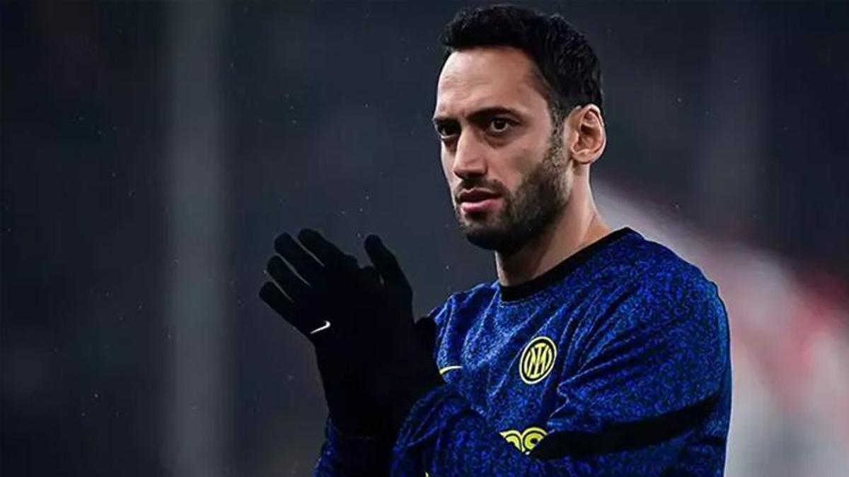 Hakan Çalhanoğlu reddettiği teklifi açıkladı!