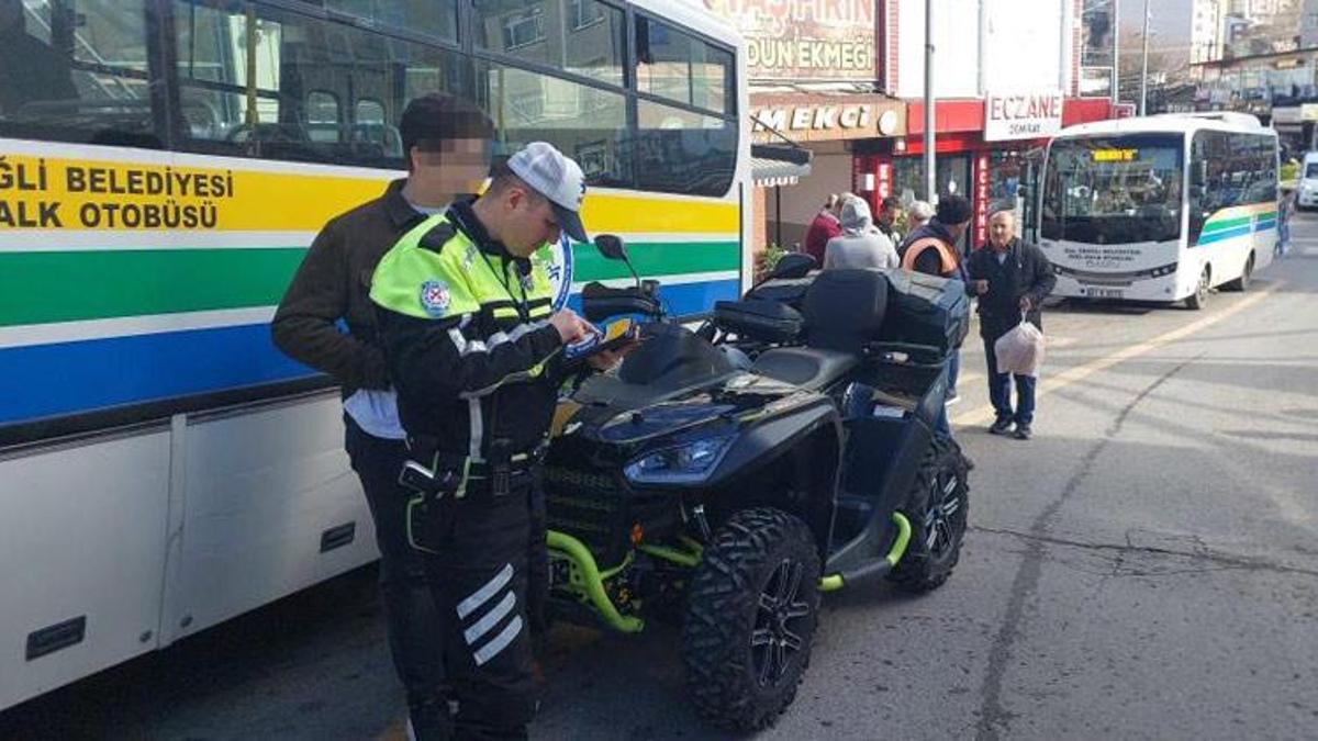 15 yaşındaki genç ATV ile trafiği birbirine kattı, 35 bin lira ceza yedi