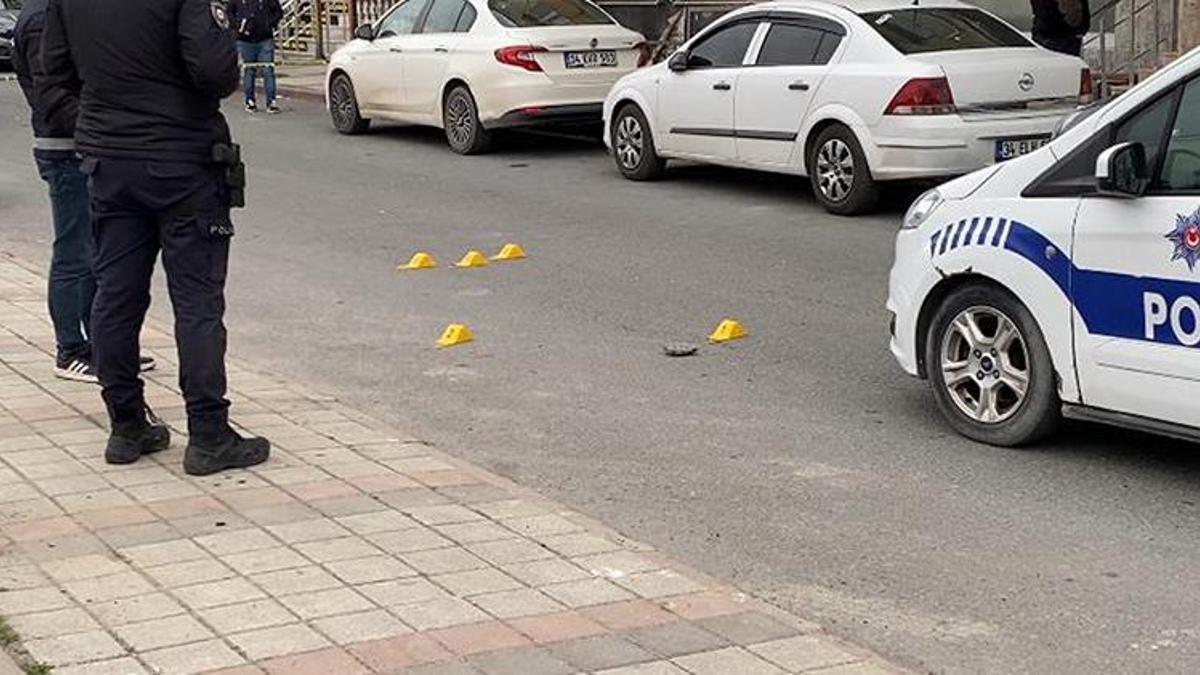 İstanbul'da kıraathaneye silahlı saldırı