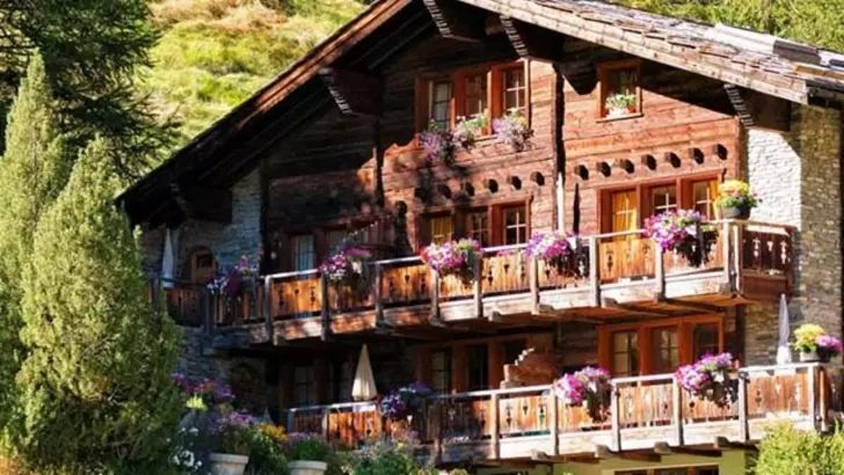 Rüyada Büyük Ev Görmek Ne Anlama Gelir? Rüyada Büyük Ev Satın Almak Nasıl Yorumlanır?