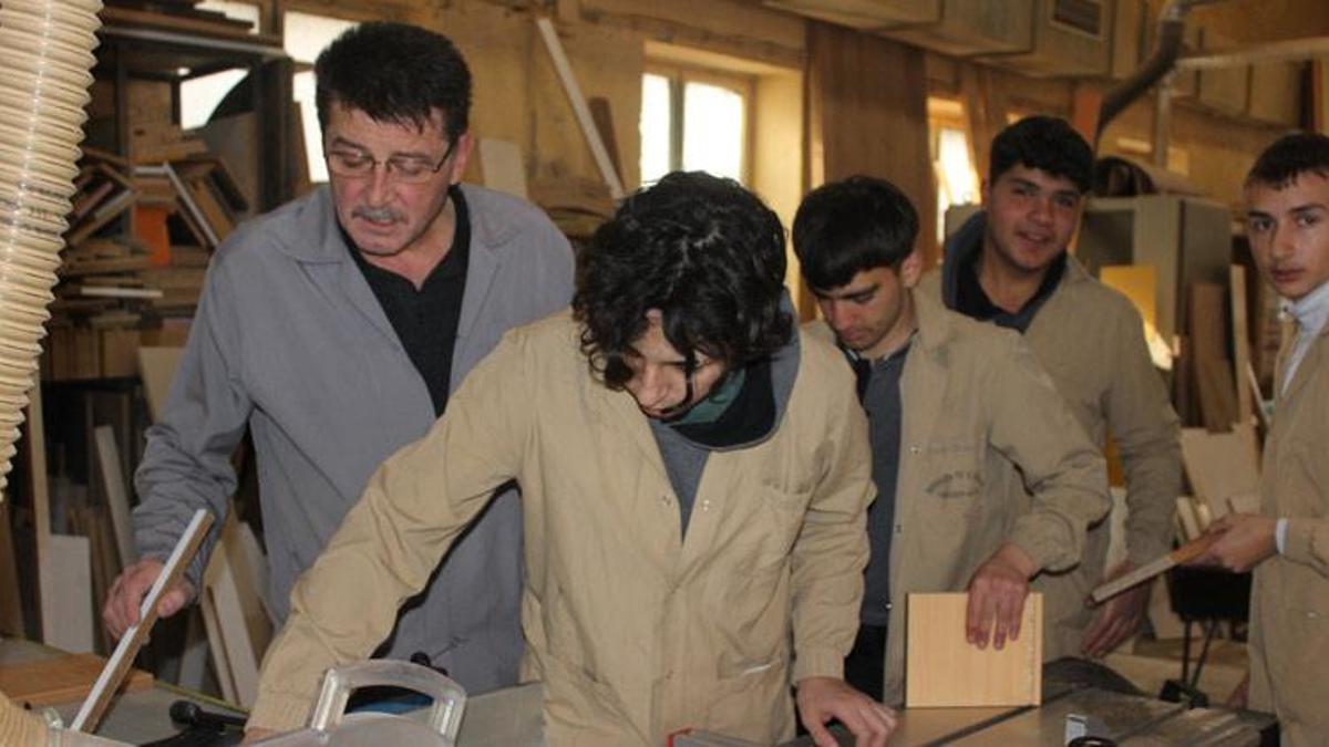 Fabrika gibi okul: 1 yılda 12 milyon TL ciro yaptılar