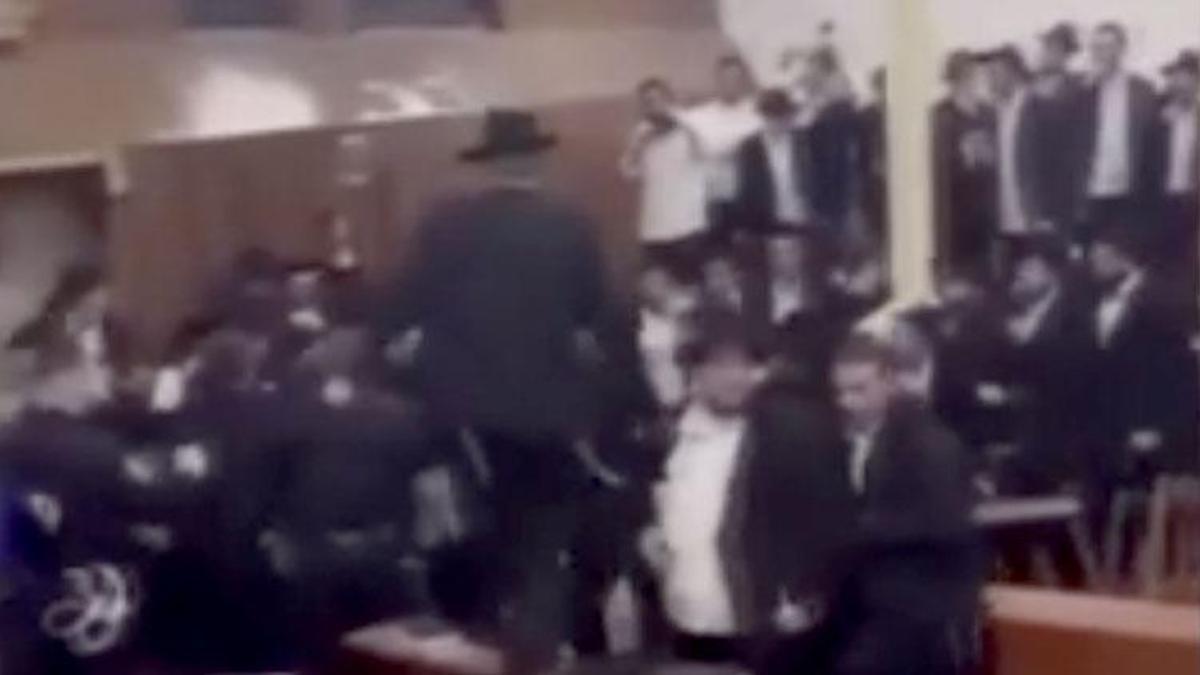 NYC Bina Dairesi, kaçak tünel bulunan sinagogla ilgili rapor yayınladı