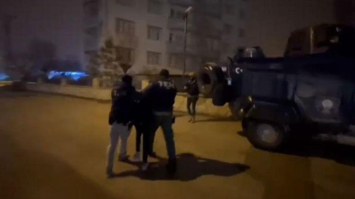 Şehitlere yönelik provokatif paylaşım yapan 18 şüpheliye gözaltı