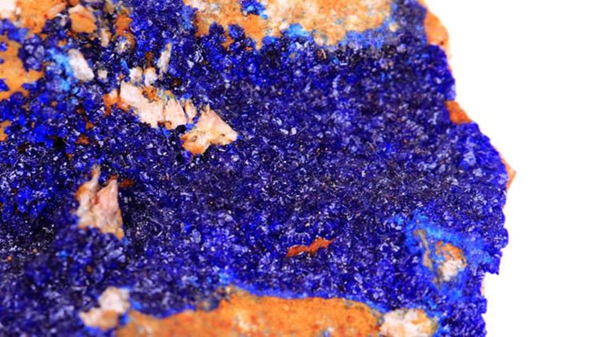 Lapis Taşı Özellikleri Nelerdir? Lapis Taşının En Bilinen Faydaları...