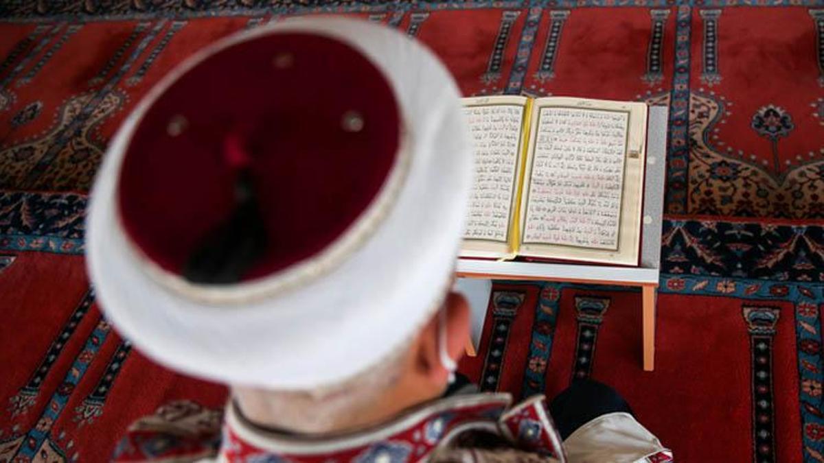 Aile İle İlgili Hadisler! Peygamberimizin Aile İle İlgili Hadisi Şerifleri...