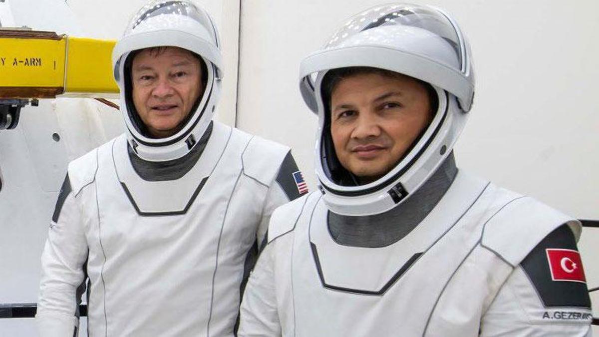Türkiye’nin ilk astronotu Alper Gezeravcı’nın uzay yolculuğu başlıyor!