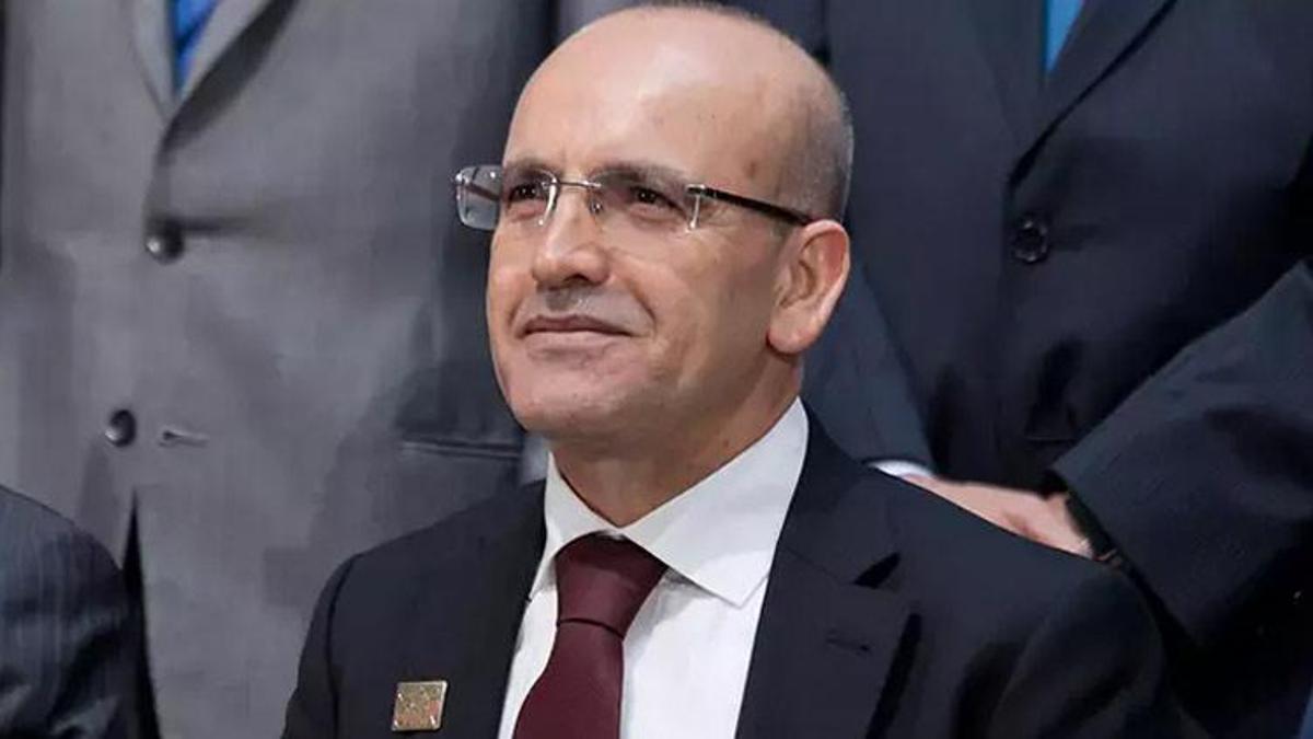 Bakan Şimşek duyurdu! OVP'ye uygun politikaları kararlılıkla uyguluyoruz