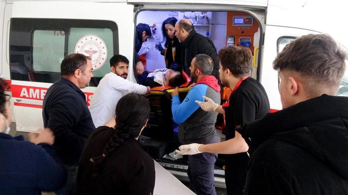 Liselilerin 'omuz atma' kavgası: 1 yaralı