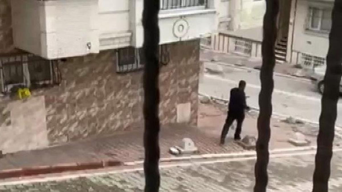 Esenyurt'ta 9 saatte dehşet saçtı! 10 kişiyi bıçaklayan şahısla ilgili yeni detaylara ulaşıldı: 1 gün önce babasını bıçaklamış