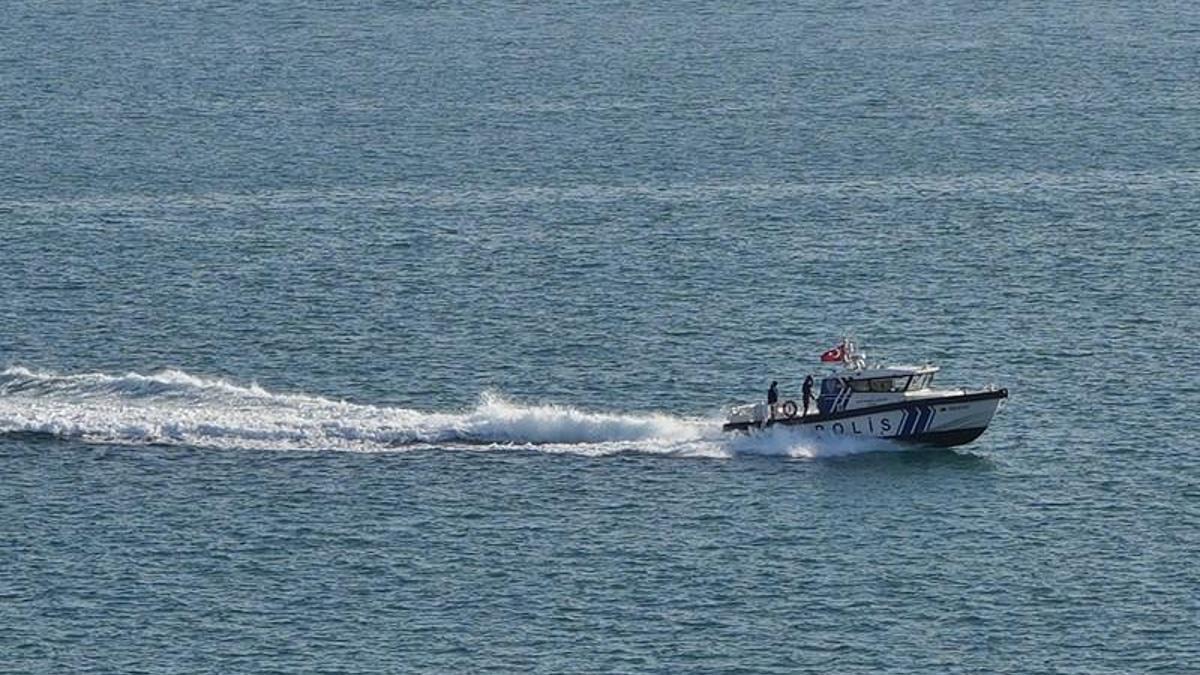 Denizde ‘ceset’ devriyesi: Deniz kademeli olarak aralıksız didik didik taranıyor