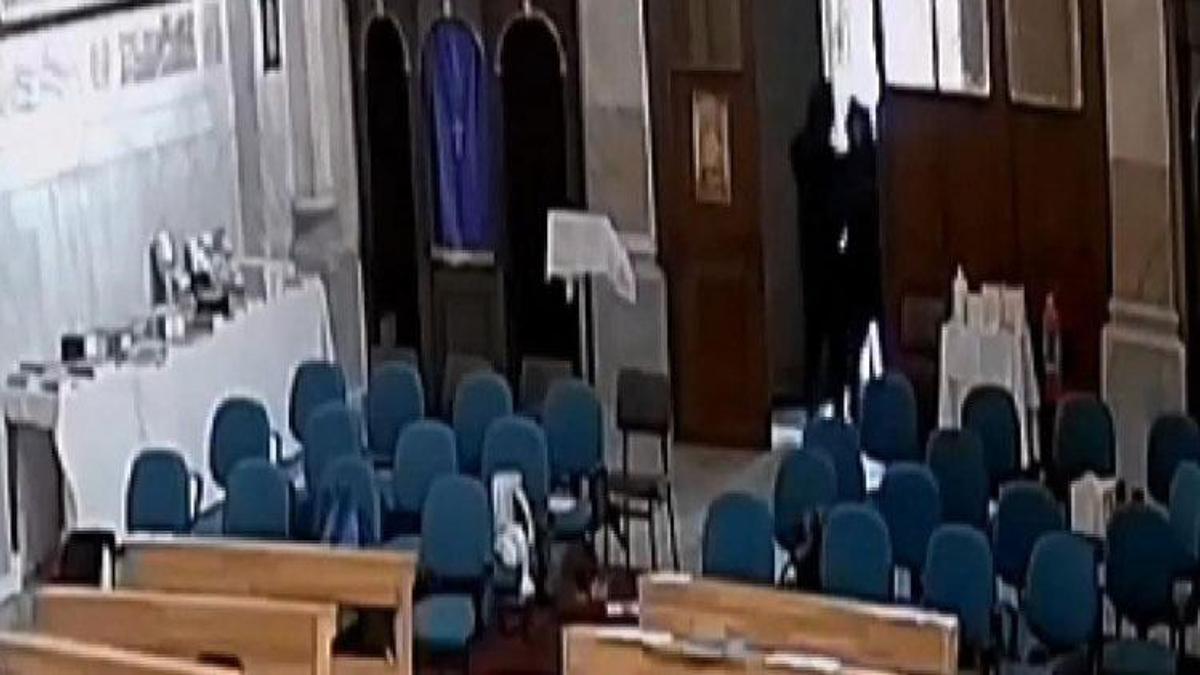 Sarıyer Santa Maria Kilisesinde maskeli saldırı! Açılan ateşle hayatını kaybeden Tuncer Cihan son yolculuğuna uğurlandı
