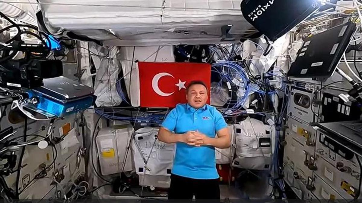 Alper Gezeravcı uzayda nasıl beslendiğini açıkladı