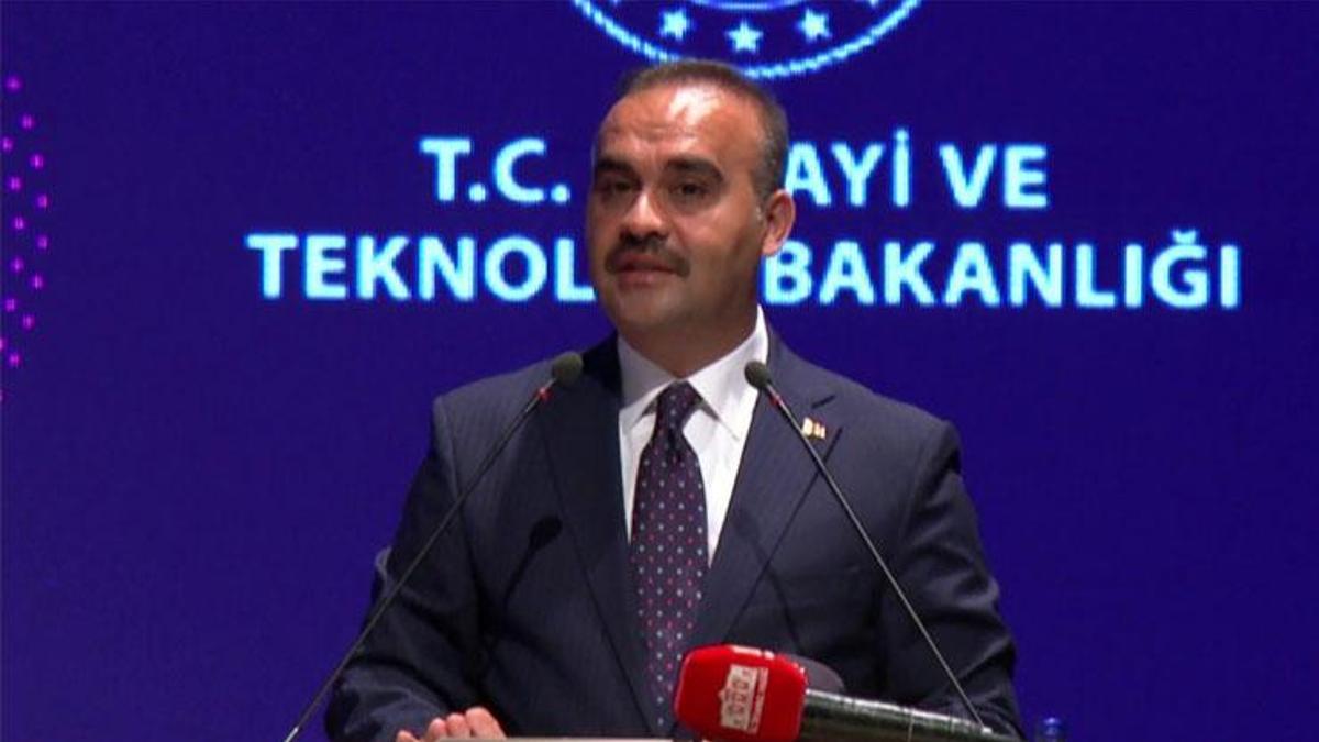 Bakan Kacır'dan CNN TÜRK'te açıkladı: 10 yılda uzay ekosisteminin oyuncusu olacağız