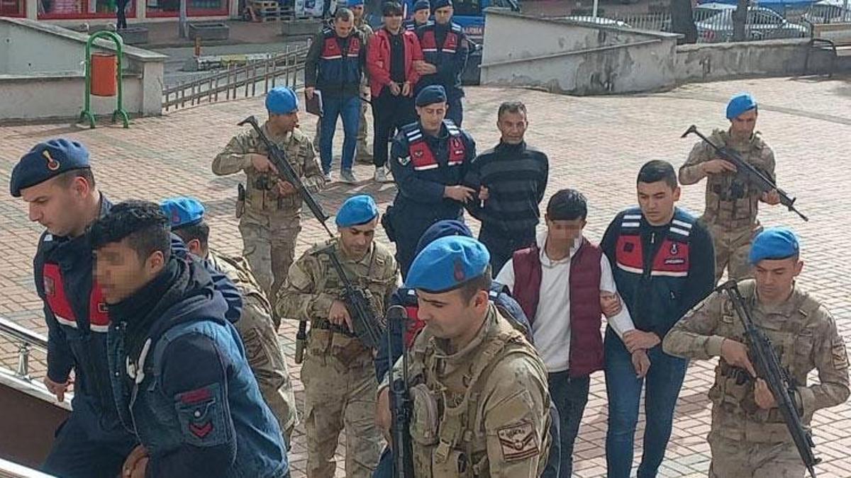 Eşinin sevgilisini öldüren koca ile 2’si oğlu 3 kişi hakkında ağırlaştırılmış müebbet istendi