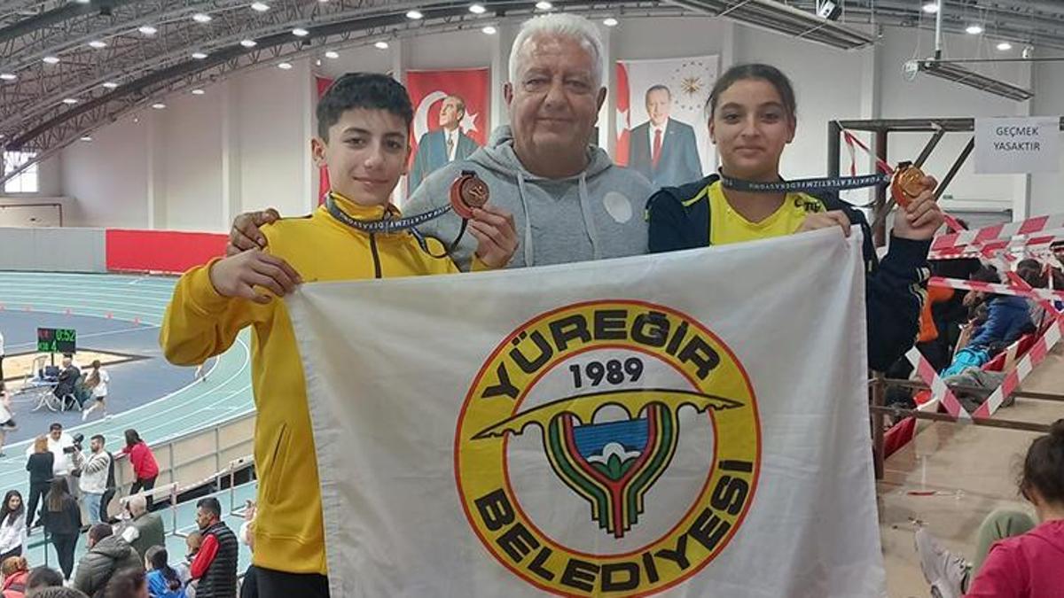 Yüreğirli atletlerden Türkiye rekoru