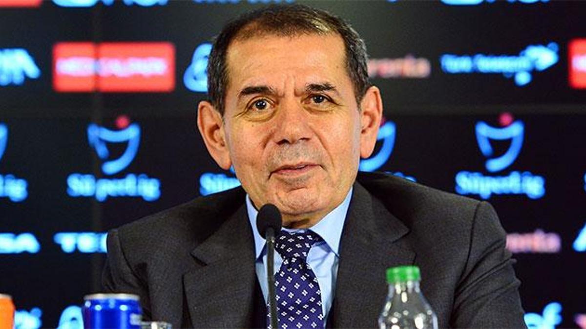 Dursun Özbek'ten transfer açıklaması: Galatasaray için en iyi transferleri yapma peşindeyiz