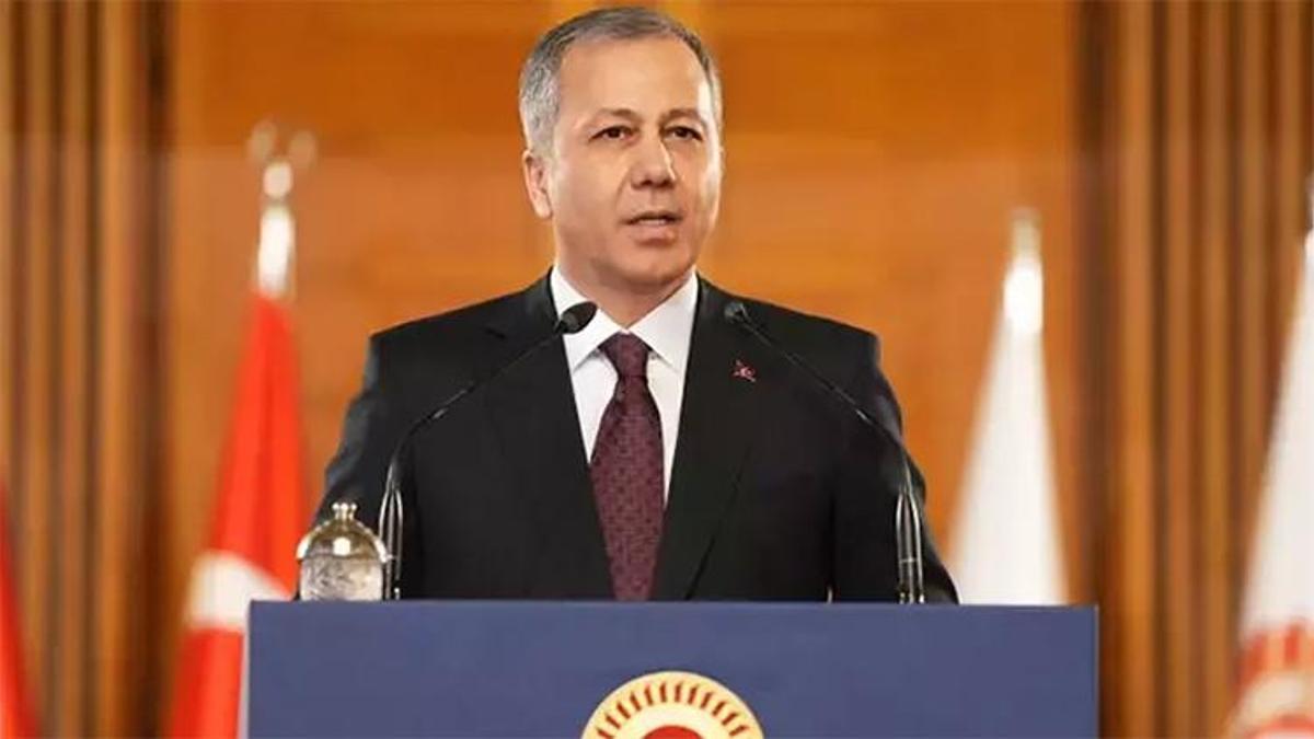 Bakan Yerlikaya'dan deprem çalışmalarıyla ilgili açıklama: Asrın felaketi, asrın dayanışması oldu