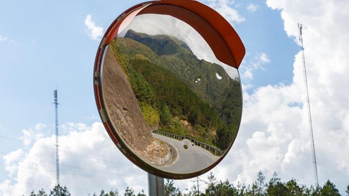 Çukur Ayna Kullanım Alanları Nelerdir? Çukur Ayna Günlük Hayatta Ne İşe Yarar?