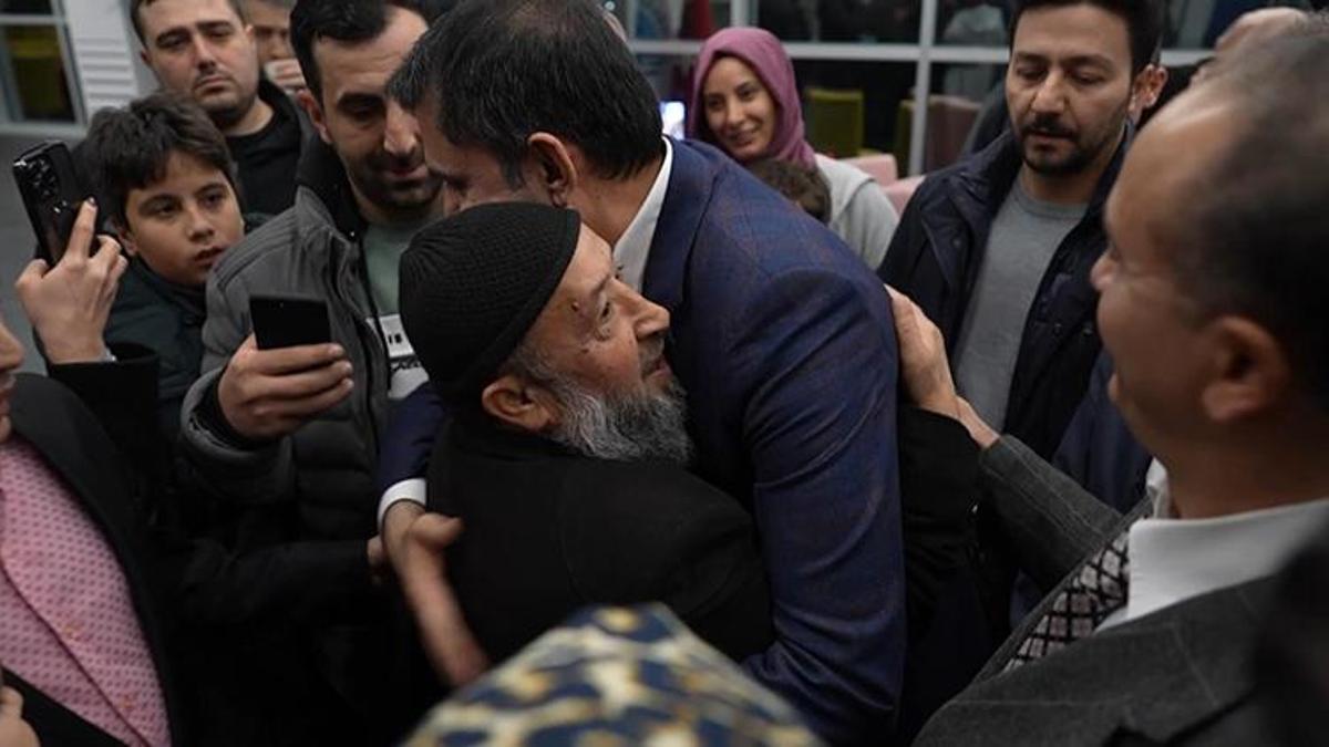 Murat Kurum, Tuzla TOKİ Konutları hak sahipleriyle görüştü