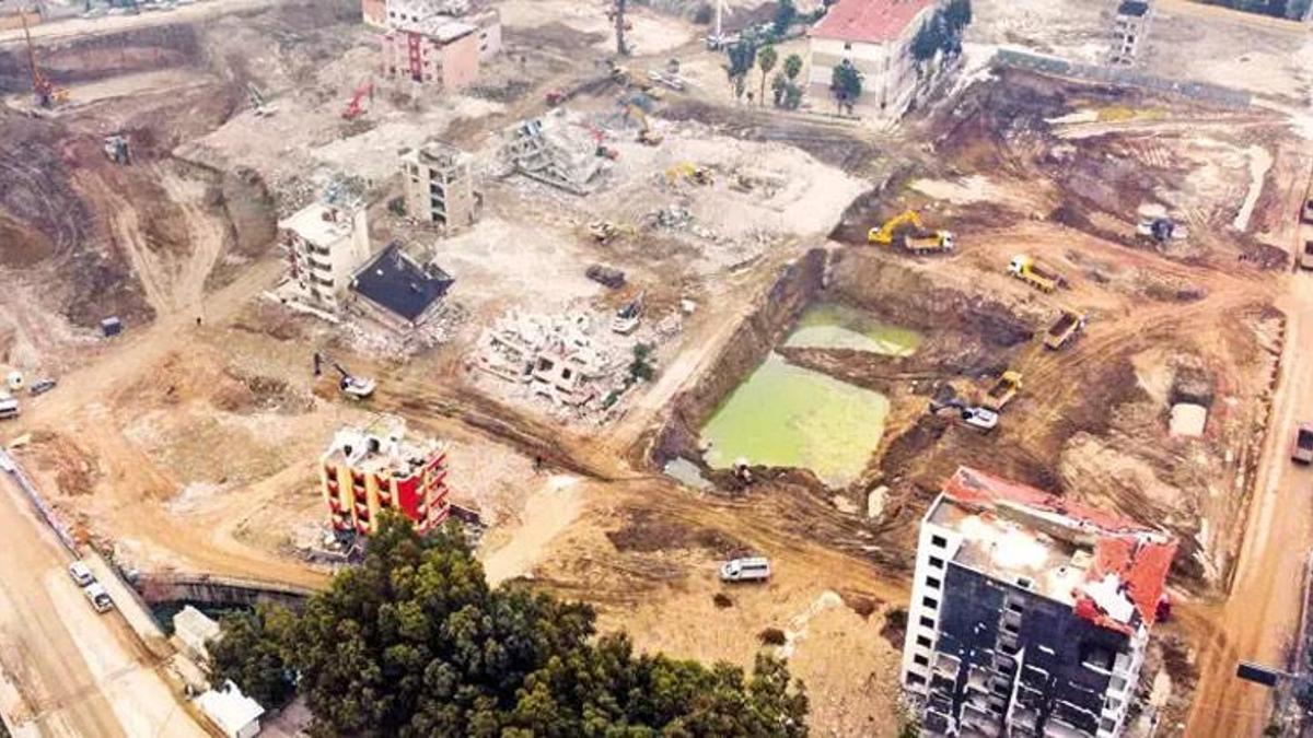 Hatay'da geri dönüş başladı! Büyük acıların izlerini silmek için yoğun çalışma