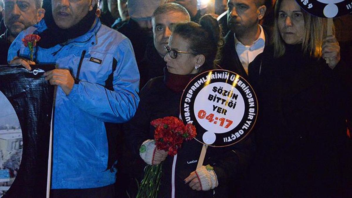 Siyasilerden '6 Şubat' paylaşımları
