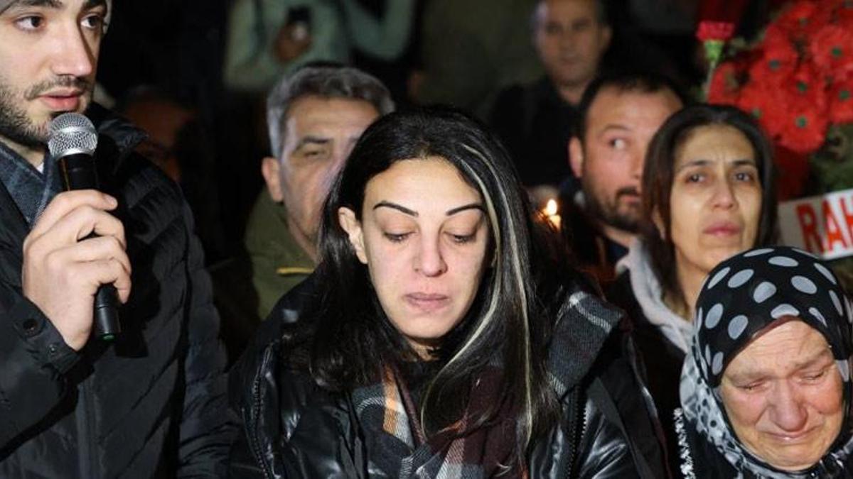 Adana’da depremin yıl dönümde gözyaşları sel oldu