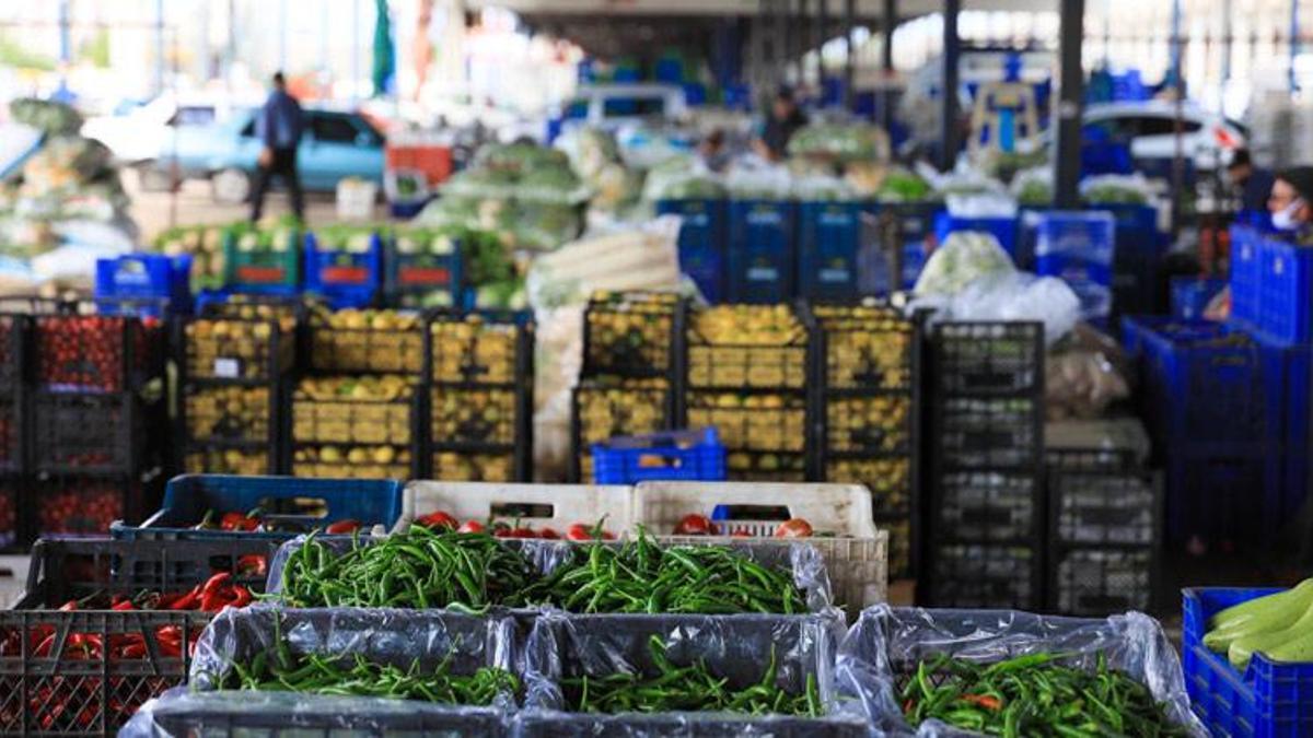 Toptancı halinde sebze fiyatları ortaya çıktı