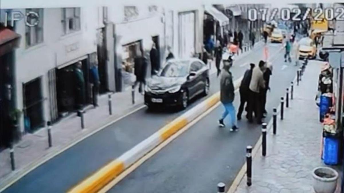 Park kavgasında kafa atıp, kurşun yağdırdı